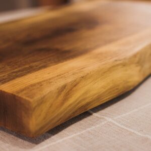 Live Edge Walnut Chopping Board