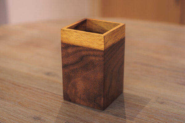 Pen Holder